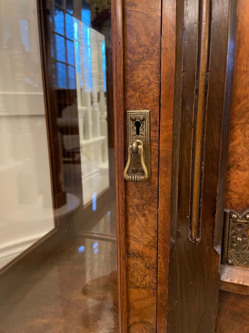 Outstanding Quality Antique Victorian Burr Walnut Credenza/Sideboard - Image 8